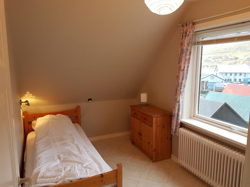 Budget Guesthouse Borgustova Vestmanna Eksteriør billede